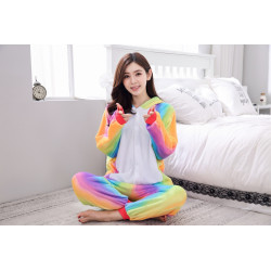 Izbaudiet galējošu jautrību un ērtības ar dzīvu pieaugušo vienradža plīša kostīmu