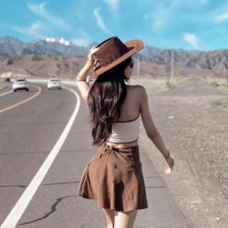 Izbaudi Stilu: Gaiši Brūns "Kovboju" Karnevāla Cepure Pieaugušajiem