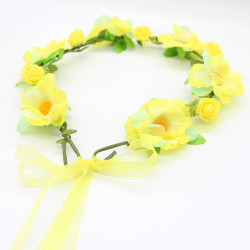 Izaugsmējiet Savu Stilu: Apburoši Ziedu Matu Aksesuāri